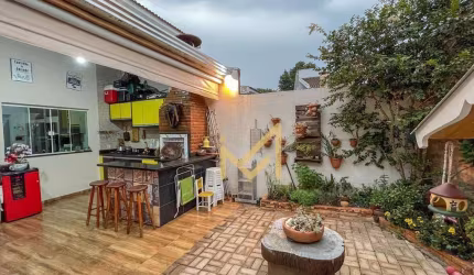 Sobrado com 3 dormitórios à venda, 107 m² por R$ 595.000,00 - Parque Verde - Cascavel/PR