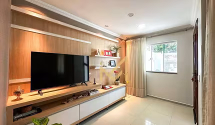Sobrado mobiliado com 1 suíte + 2 dormitórios à venda, 140 m² por R$ 750.000 - Esmeralda - Cascavel/PR
