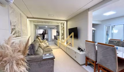 Triplex mobiliado com 1 suíte + 2 dormitórios à venda por R$ 1.350.000 - Pioneiros Catarinenses - Cascavel/PR
