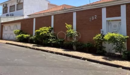 Casa com 4 quartos à venda no Centro, Araraquara , 291 m2 por R$ 700.000