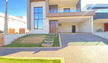 LINDA CASA COM MEZANINO NO VILLAGE DAMHA 2