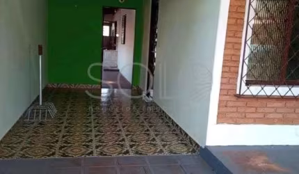 EXCELENTE CASA COM PISCINA BAIRRO SÃO JOSÉ