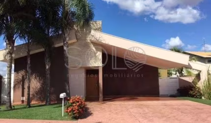 Excelente casa no Parque Residencial Damha