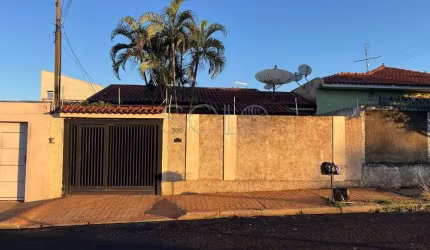 Casa com 3 quartos à venda no Jardim Eliana, Araraquara , 196 m2 por R$ 410.000