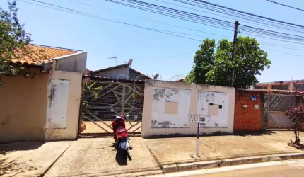 EXCELENTE CASA