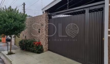 Casa no Cambuy com 3 dormitórios, piscina, churrasqueira