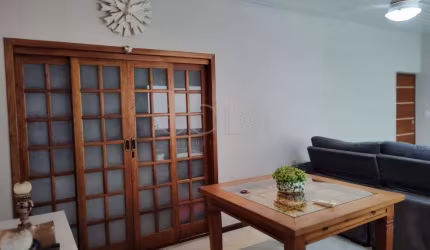 Casa com 3 quartos à venda no Centro, Araraquara , 191 m2 por R$ 636.000