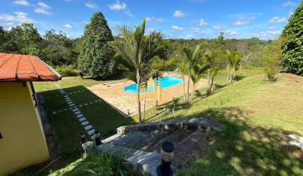 Maravilhoso Sítio à Venda em Esmeraldas, MG - 2.790 m²