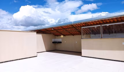 Imperdível! Cobertura à venda em Esmeraldas-MG, bairro Floresta Encantada. 2 quartos, 1 sala, 1 banheiro, 1 vaga de garagem, 60m².