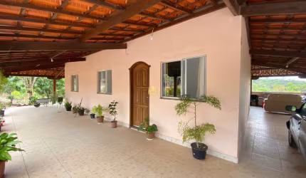 Sítio à Venda no Condomínio Vista Alegre em Esmeraldas - 1.100 m²