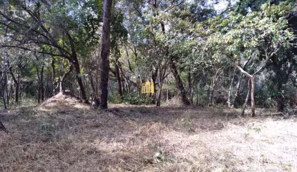Terreno à venda em Esmeraldas-MG, Bairro Melo Viana, com 2.000m² de área. Imperdível oportunidade!
