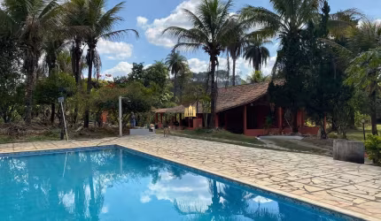 Magnífico sítio à venda em Esmeraldas-MG, Vale do Bom Jesus: 6 quartos, 1 suíte, 3 salas, 5 banheiros, 2 vagas, 10.000m²!