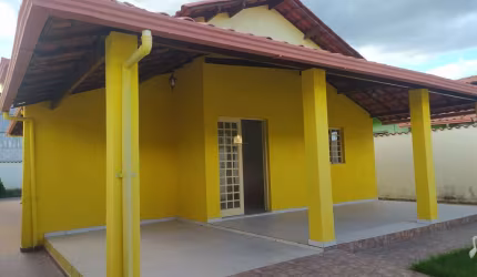 Imperdível: Casa à venda em Esmeraldas-MG, bairro São José, 3 quartos, 1 suíte, 3 salas, 2 banheiros, 1 vaga de garagem, 120m²!