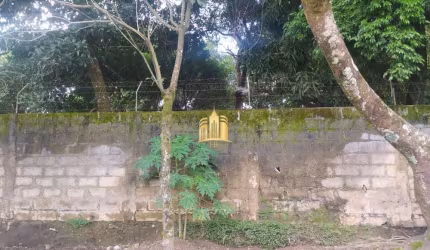 Terreno à venda em Esmeraldas-MG, bairro Fernão Dias, com 450m² de área. Venha conferir!