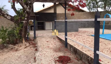 Sitio Comercial à Venda em Esmeraldas-MG - 4 Quartos, 1 Suíte, 2 Salas, 3 Banheiros - Dumaville - 1.056m² de Área