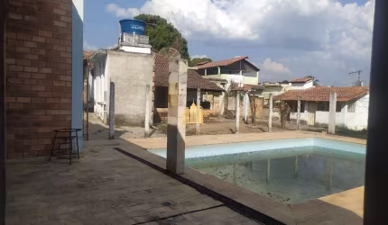 Sitio no Centro de Esmeraldas