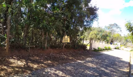 Terreno à Venda no Condomínio Nossa Fazenda em Esmeraldas - 5.000 m²