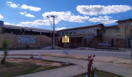 Imovel comercial em Esmeraldas