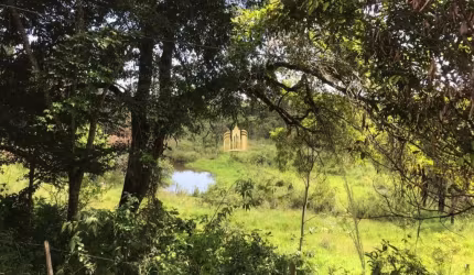 Sitio em Cachoeira - Esmeraldas