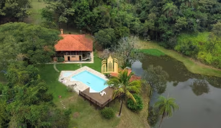 Lindo Sítio à Venda no Condomínio Vale do Ipê Amarelo em Esmeraldas - 27.750 m²