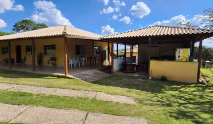 Belíssimo Sítio à Venda no Condomínio Nova Andiroba em Esmeraldas - 2.500 m²