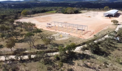Terreno Comercial: Oportunidade Única em Esmeraldas-MG, 20.154,65m² no Bairro Tropeiros. Invista no seu Negócio!
