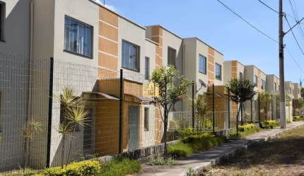 Apartamento à venda em Esmeraldas-MG, bairro Tropeiros - 2 quartos, 1 sala, 1 banheiro, 1 vaga, 60m². Imperdível!