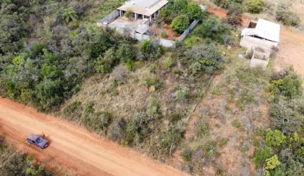 Terreno à venda em Esmeraldas-MG, bairro Melo Viana, 360,00 m² de área - A oportunidade que você esperava!