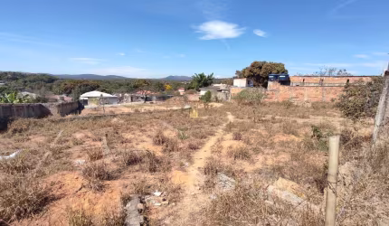 Terreno à venda em Esmeraldas-MG, Dumaville: 375,00 m² de área para construir seu sonho!