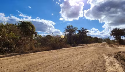 Terreno à venda em Esmeraldas-MG, Bairro Vargem - 1.000 m² de área, oportunidade única!