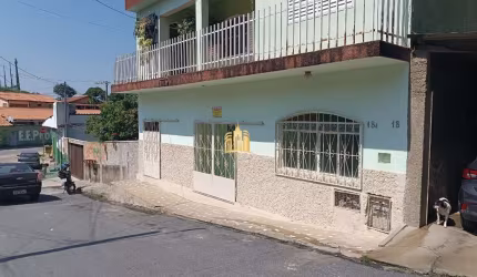 Apartamento de Luxo no Centro de Esmeraldas-MG: 4 Quartos, 2 Salas, 2 Banheiros, 154m² de Área