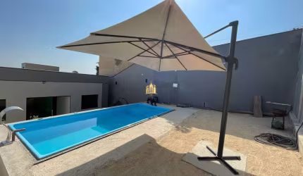 Excelente Casa à Venda no Bairro São Francisco de Assis, Esmeraldas, MG - 3 Quartos, Piscina, R$ 600.000
