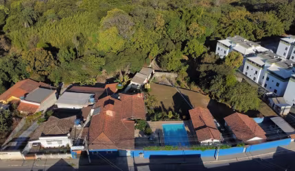 Terreno à Venda no Centro de Esmeraldas - 2.509m², Ideal para Investimento Comercial ou Residencial