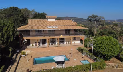 Sítio Residencial das Turmalinas à Venda em Esmeraldas - R$2.000.000