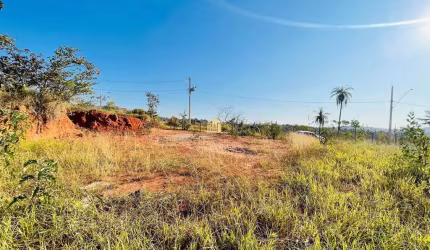 Lote à Venda no Bairro Nova Esmeraldas - 450m² com Escritura e Registro por R$ 40.000