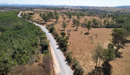 Terreno de 20.700m² à Venda na Rodovia MG-060, Esmeraldas - Ideal para Indústrias