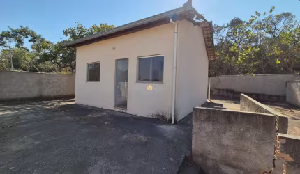 Casa à Venda no Bairro Nova Esmeraldas em Esmeraldas - 2 Quartos por R$140 Mil