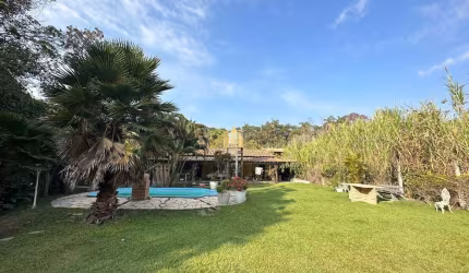 Sítio à Venda no Condomínio Nosso Rancho, Contagem - 2.500m² por R$700.000