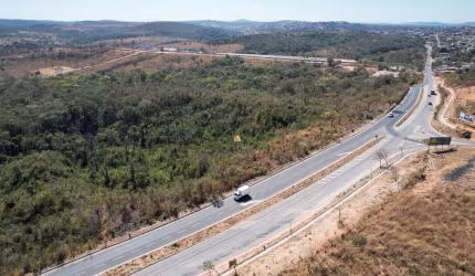 Terreno de 32 Hectares à Venda em Novo Retiro, Esmeraldas ? R$30 Milhões