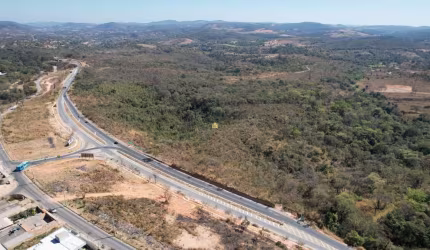 Terreno de 76 Hectares à Venda em Novo Retiro, Esmeraldas ? R$30 Milhões