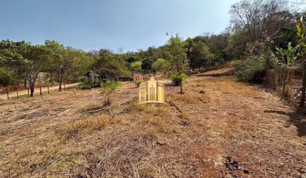 Terreno à Venda no Encontro das Águas com Medidor de Energia!