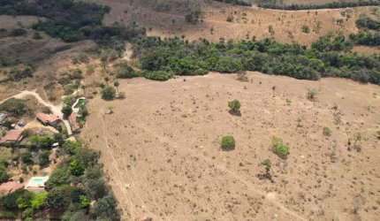 Venda de Terreno de 20.000 m² em Andiroba, Esmeraldas - R$ 250.000