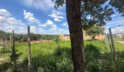 Lote de 360m² no Bairro Residencial Caio Martins em Esmeraldas - R$50.000