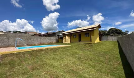 Sítio com Piscina à Venda no Bairro Tropeiros, Esmeraldas ? 3 Quartos, 1 Suíte