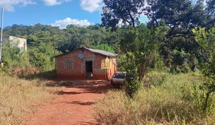 Chácara à Venda Encontro das Águas: 3.063m², Pomar e Casa!