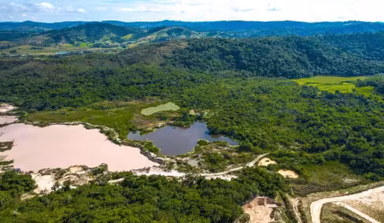 Terreno à Venda em Esmeraldas | 22 ha com Lagoas, Água Mineral e Registro DNPM para Mineração