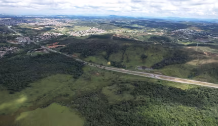 Terreno 2.640.200 m² na BR-040, Esmeraldas, MG ? à venda