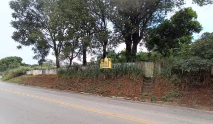 Casa à Venda em Marimbá na Rodovia MG 60 ? Terreno de 390m²