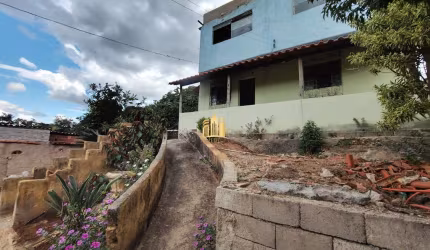 Chácara 870m² Cidade Jardim: 3 Suítes, Salão de Festas, Oportunidade