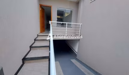 Casa c/ 3 quartos, 1 suíte e 4 vagas, 170m², à venda no bairro Parque São Rafael, por 640.000,00